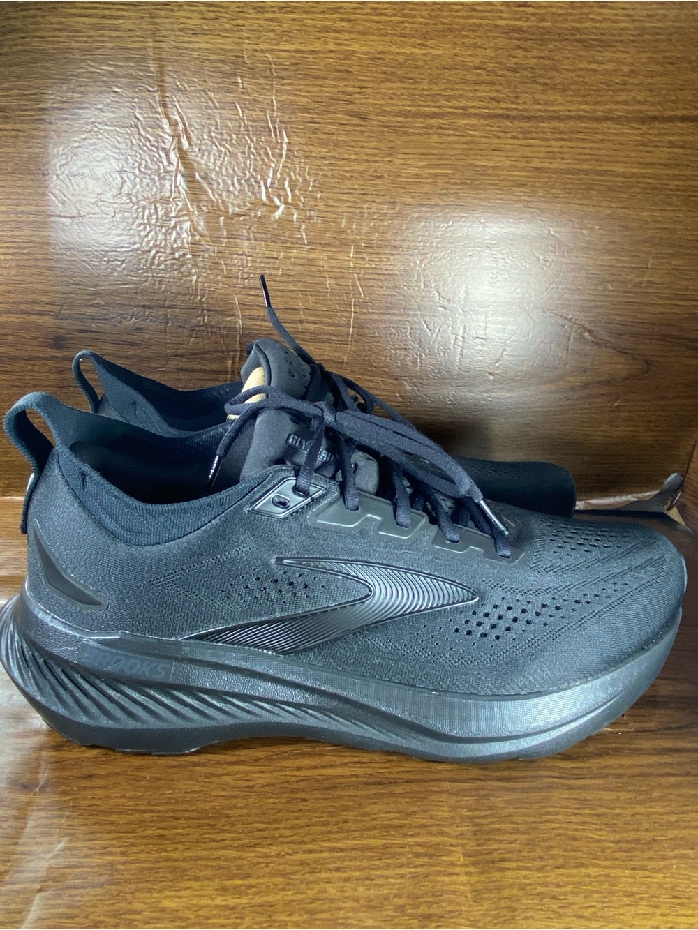 Brooks Glycerin 23 Mens shoe size 11.5